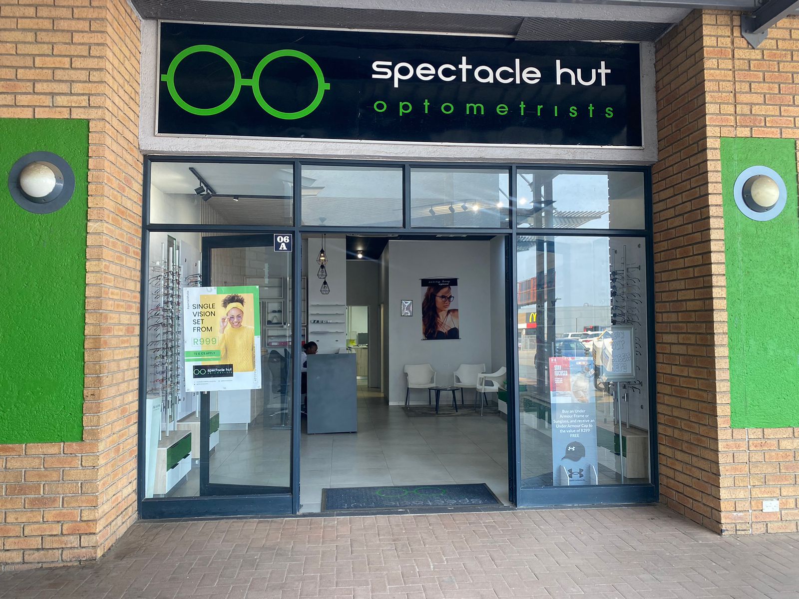 image of spectacle hut zambezi branch